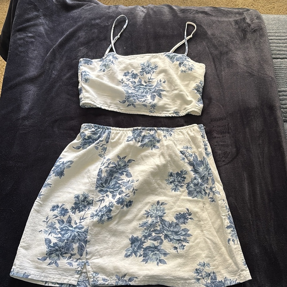 American Eagle Outfitters White and Blue Floral Two-Piece Dress Set
